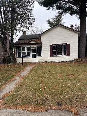front view picture of 216 N Warren Avenue, Big Rapids, MI. 49307