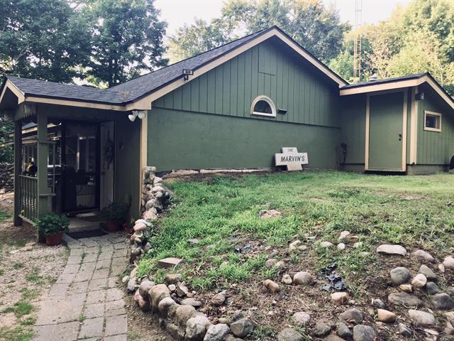 front view picture of 848 E Girard Rd, Quincy, MI. 49082