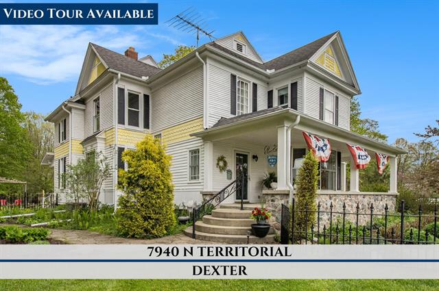 front view picture of 7940 N Territorial, Dexter, MI. 48130