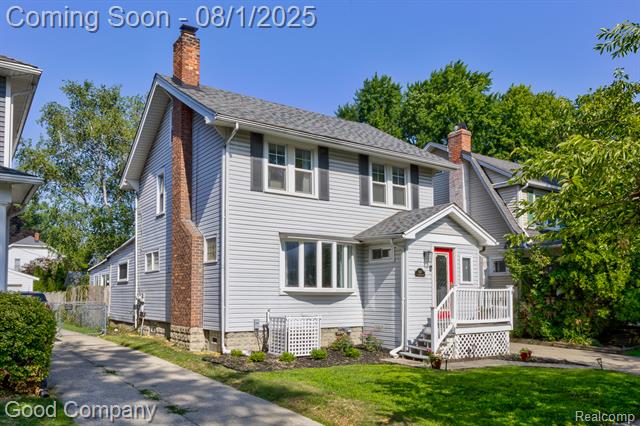 front view picture of 1021 N Altadena Ave, Royal Oak, MI. 48067