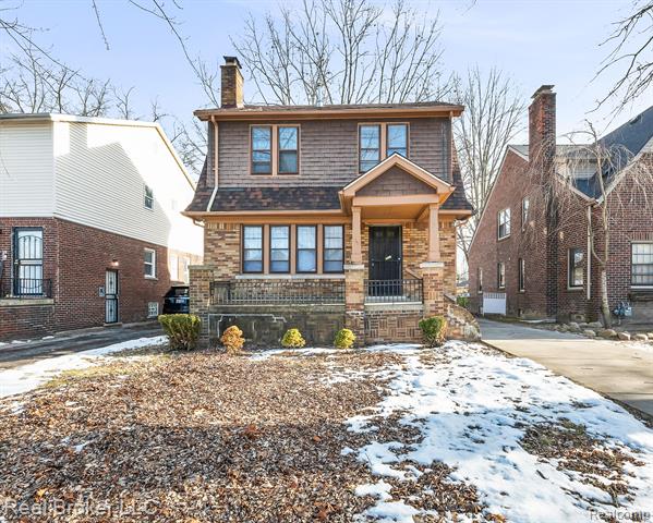 front view picture of 4406 Kensington Avenue, Detroit, MI. 48224