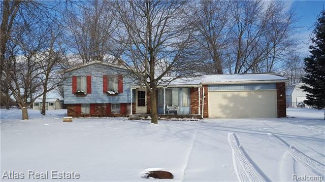 front view picture of 5505 Floria Drive, Swartz Creek, MI. 48473