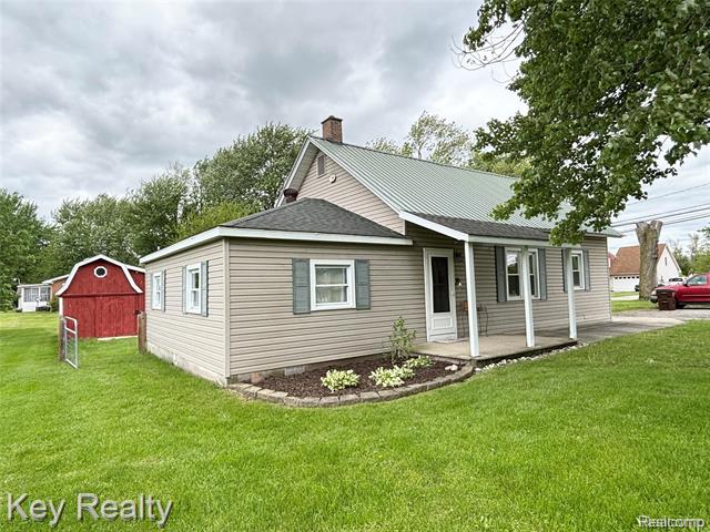 front view picture of 14009 Grafton, Carleton, MI. 48117