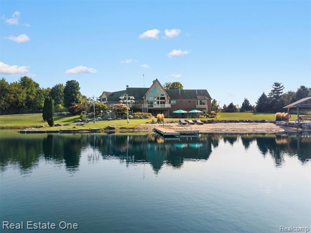 front view picture of 3292 W Sutton Road, Lapeer, MI. 48446