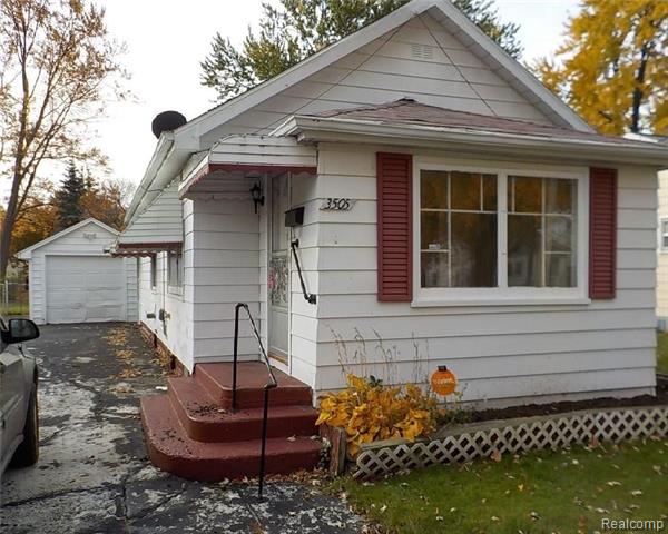 front view picture of 3505 Herrick Street, Flint, MI. 48503