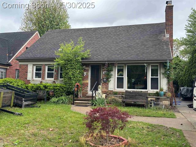 front view picture of 1433 Harvard Road, Grosse Pointe, MI. 48230