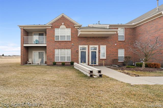 front view picture of 28205 Aurora Lane, New Baltimore, MI. 48051