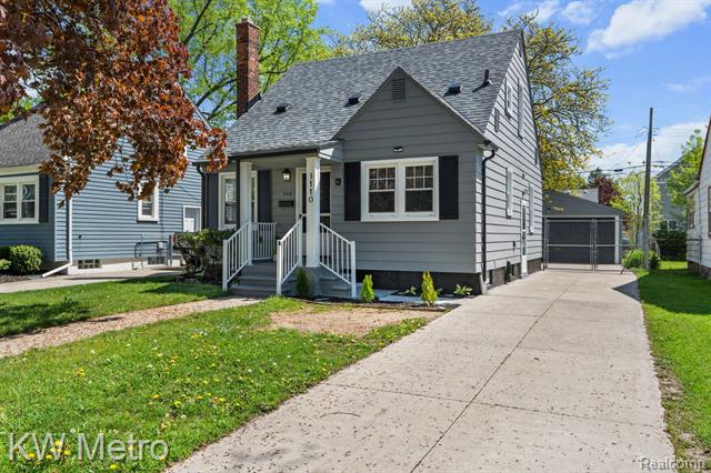 front view picture of 3110 Ellwood Ave, Berkley, MI. 48072