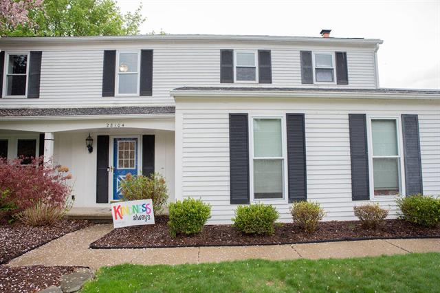 front view picture of 28104 Gettysburg St, Farmington, MI. 48331