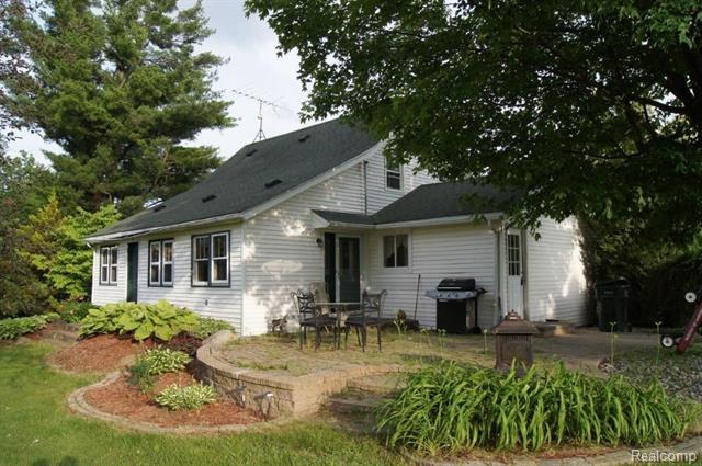 4801 Skelton Road Columbiaville, MI. 48421 | Snabby