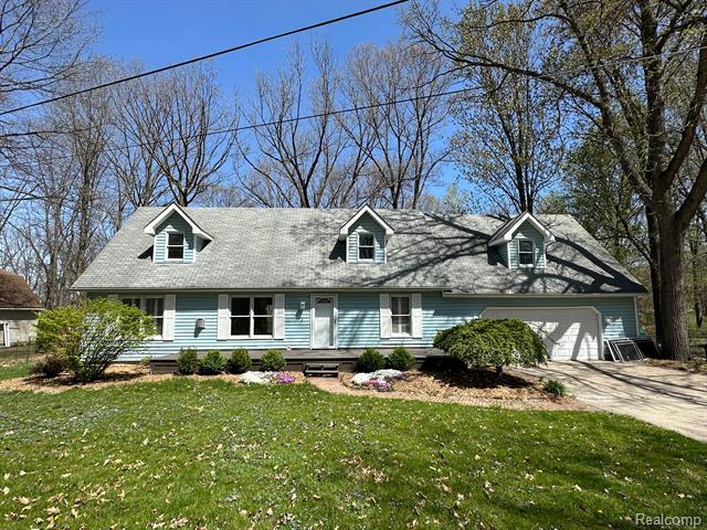 front view picture of 9615 Woodland Court, Ypsilanti, MI. 48197