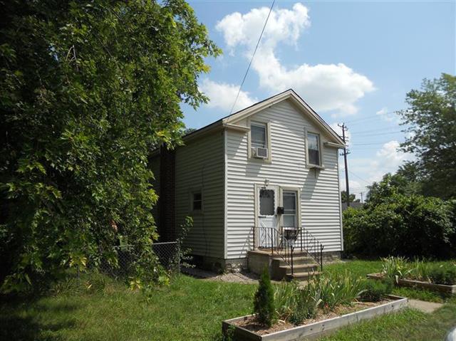 front view picture of 206 N Lincoln Street, Ypsilanti, MI. 48198