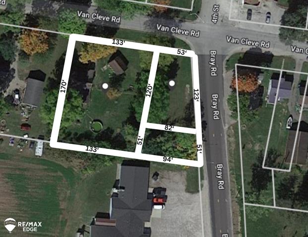 front view picture of 8921 Van Cleve Road, Vassar, MI. 48768