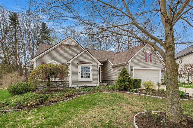 front view picture of 8473 Parkridge Drive, Dexter, MI. 48130