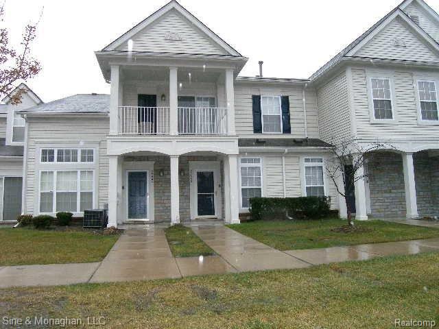 front view picture of 25660 Maritime Circle, Harrison Township, MI. 48045