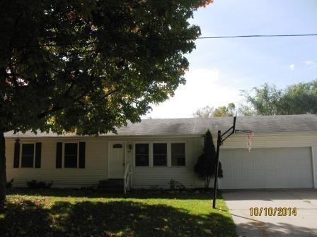 front view picture of 421 Portage Street, Grass Lake, MI. 49240