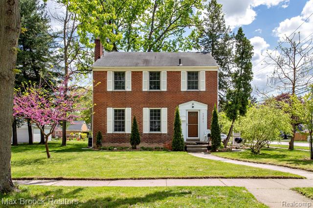 front view picture of 1771 Edgewood Blvd, Berkley, MI. 48072