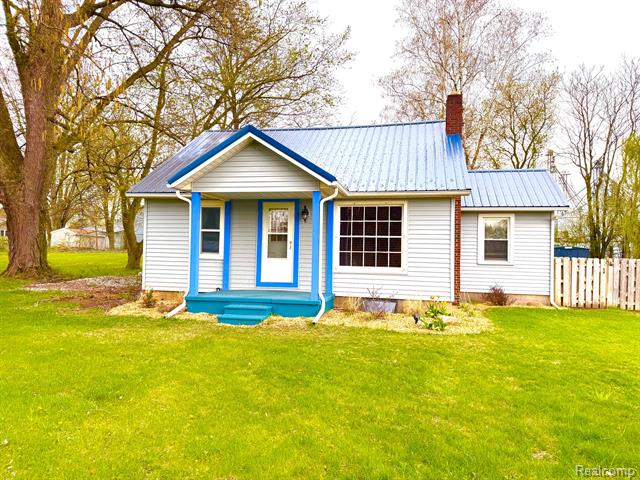 front view picture of 4705 North Street, Millington, MI. 48746