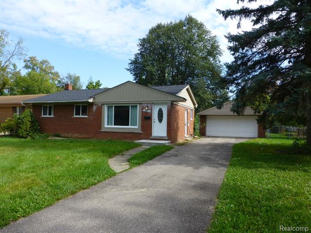 front view picture of 28518 Aberdeen St, Southfield, MI. 48076
