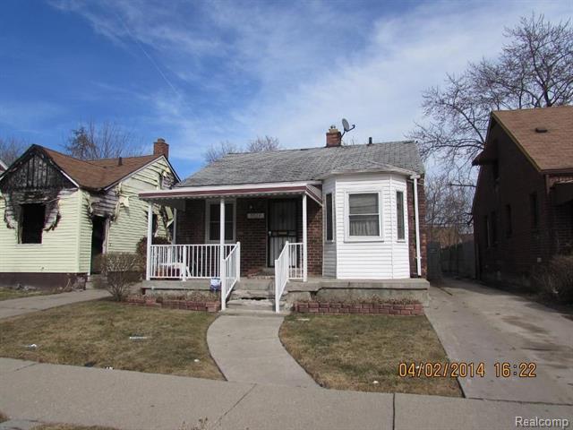 front view picture of 9924 Montrose Street, Detroit, MI. 48227
