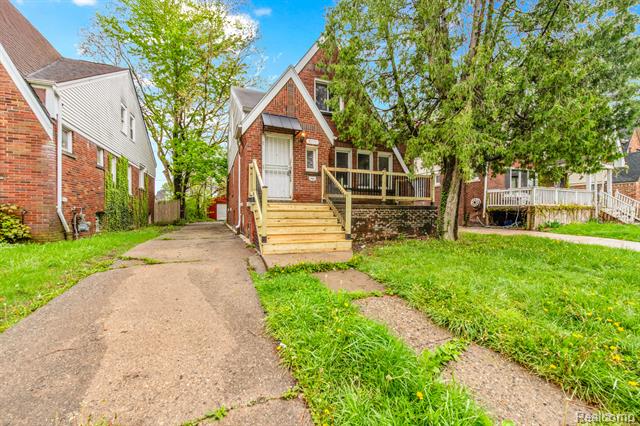 front view picture of 9171 Bishop Street, Detroit, MI. 48224