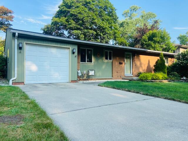front view picture of 1342 Ardmoor, Ann Arbor, MI. 48103