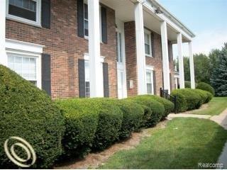 front view picture of 4735 Leisure Lane, Trenton, MI. 48183