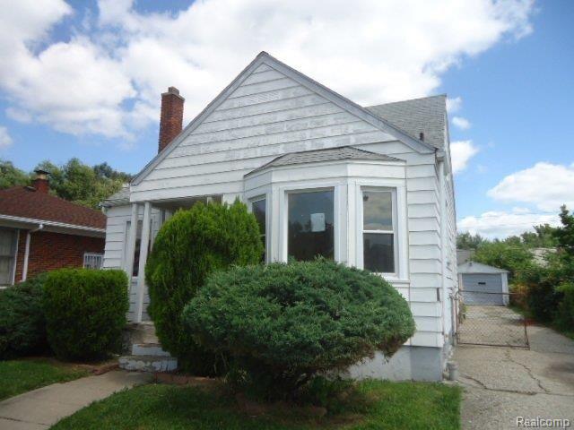 front view picture of 7270 Heyden Street, Detroit, MI. 48228