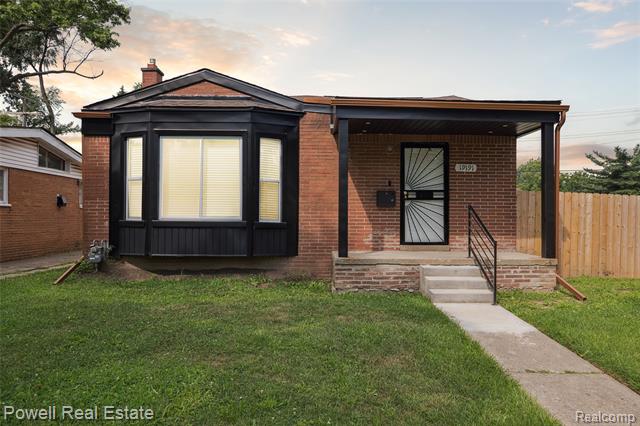 front view picture of 19191 Archer Street, Detroit, MI. 48219