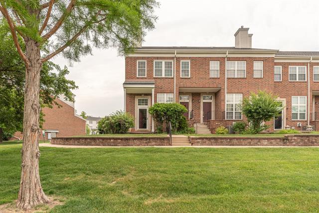front view picture of 1890 Lindsay Lane, Ann Arbor, MI. 48104