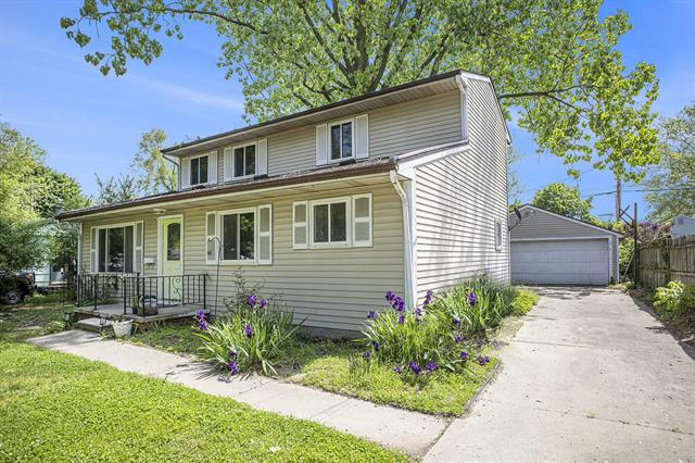 front view picture of 511 Lane Street, Chelsea, MI. 48118