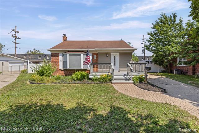 front view picture of 1122 Symes Ct, Royal Oak, MI. 48067
