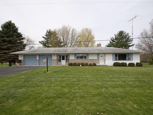front view picture of 3400 Mount Hope Road, Grass Lake, MI. 49240