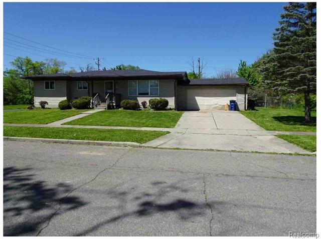 front view picture of 14305 Auburn Street, Detroit, MI. 48223