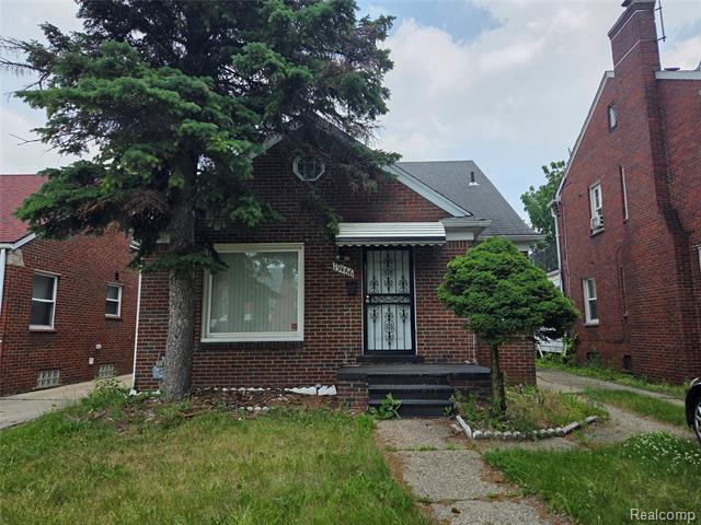 front view picture of 19466 Packard Street, Detroit, MI. 48234