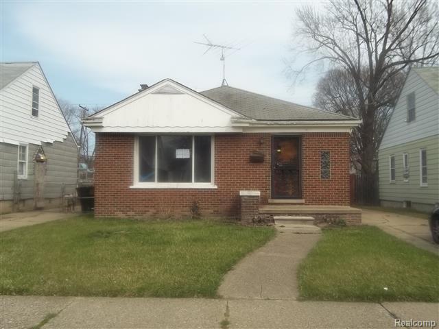 front view picture of 7668 Heyden Street, Detroit, MI. 48228