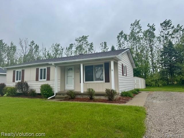 front view picture of 1348 Westbrooke Drive, Lapeer, MI. 48446