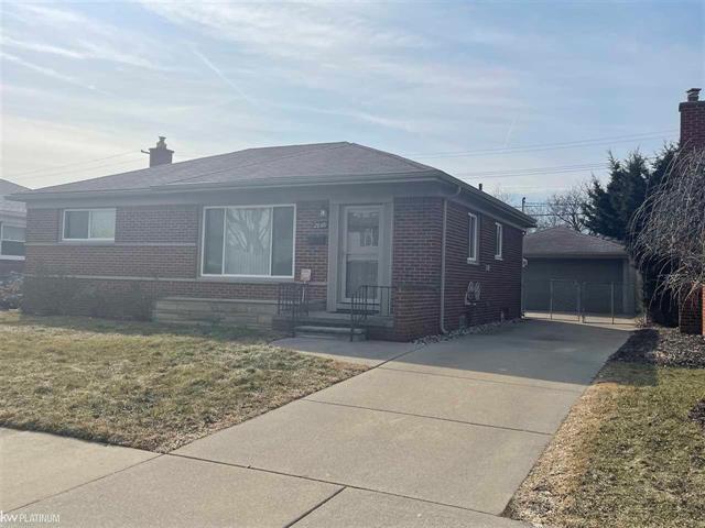 front view picture of 28149 Alger St, Madison Heights, MI. 48071