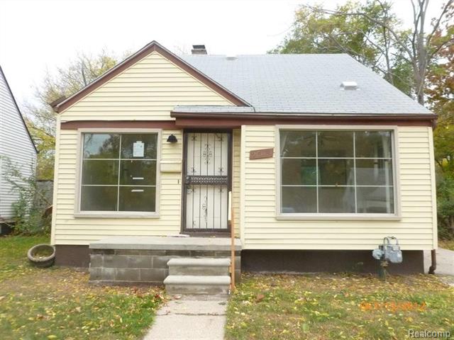 front view picture of 20115 Santa Barbara Drive, Detroit, MI. 48221