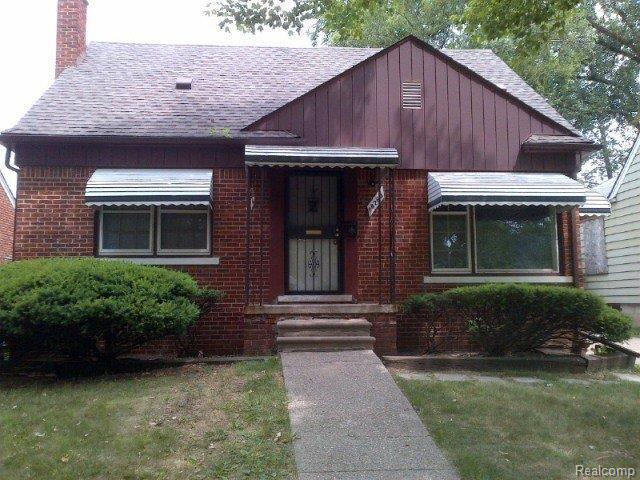 front view picture of 18260 Avon Avenue, Detroit, MI. 48219