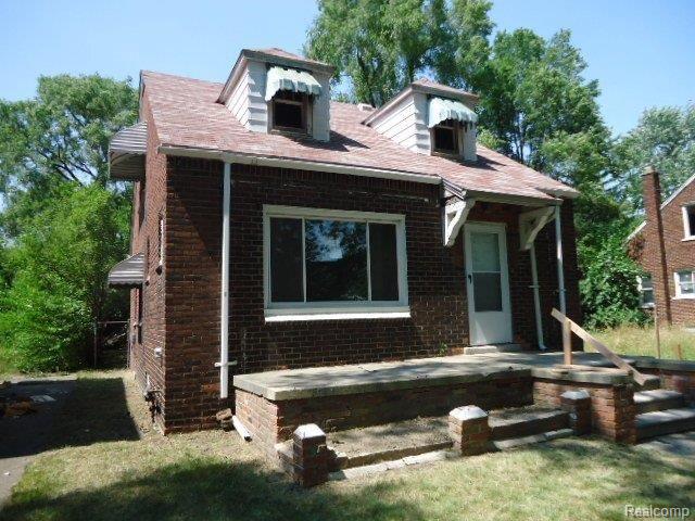 front view picture of 8101 Molena Street, Detroit, MI. 48234