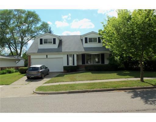 front view picture of 2083 Georgetown Boulevard, Ann Arbor, MI. 48105