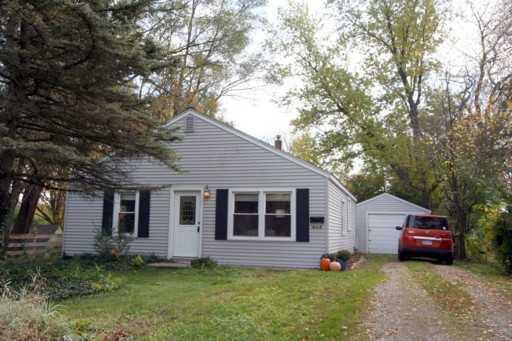 front view picture of 820 Barton, Ann Arbor, MI. 48105