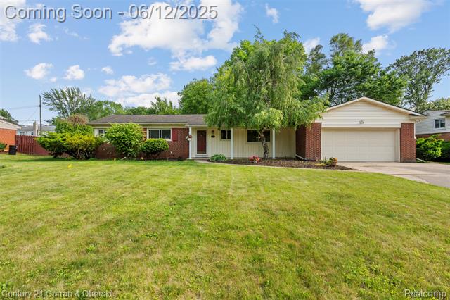 front view picture of 32311 Farmersville Rd, Farmington, MI. 48334
