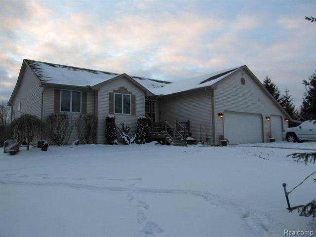 front view picture of 3565 Jones Road, North Branch, MI. 48461