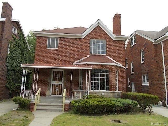 front view picture of 18030 Pennington Drive, Detroit, MI. 48221