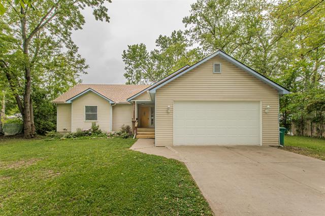 front view picture of 242 S Wallace, Ypsilanti, MI. 48197