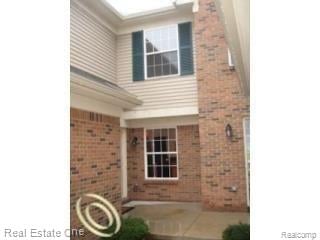 front view picture of 198 Legacy Park Circle, Dearborn Heights, MI. 48127
