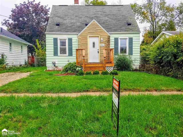 front view picture of 2061 Boatfield, Burton, MI. 48529