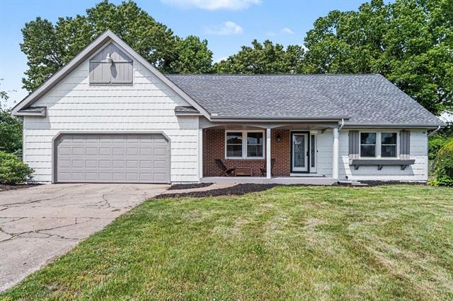front view picture of 108 Shadowood Lane, Battle Creek, MI. 49014